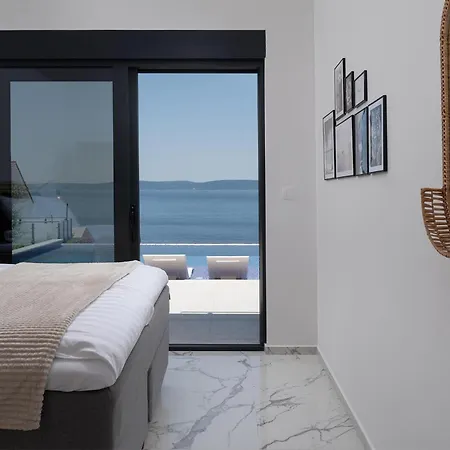 Hotel Julian 3*